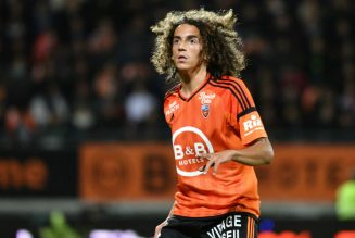 Report: Arsenal actively trying to sell player, he has turned down Unai Emery