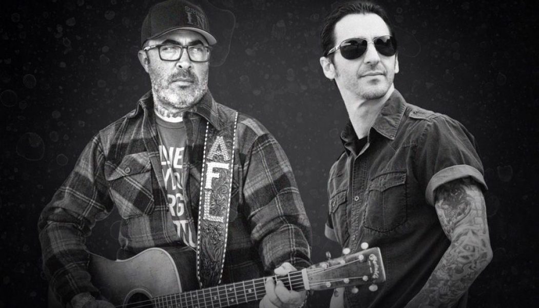 Staind and Godsmack Singers Team Up for US Drive-In Tour