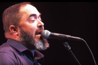 STAIND’s AARON LEWIS Lists Massachusetts Home For $3.5 Million (Video)