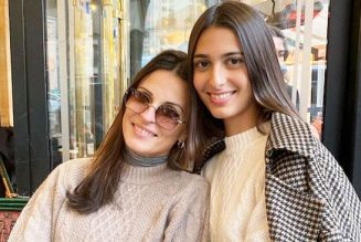 The 4 Trends This Parisian Mother Borrows From Her Daughters