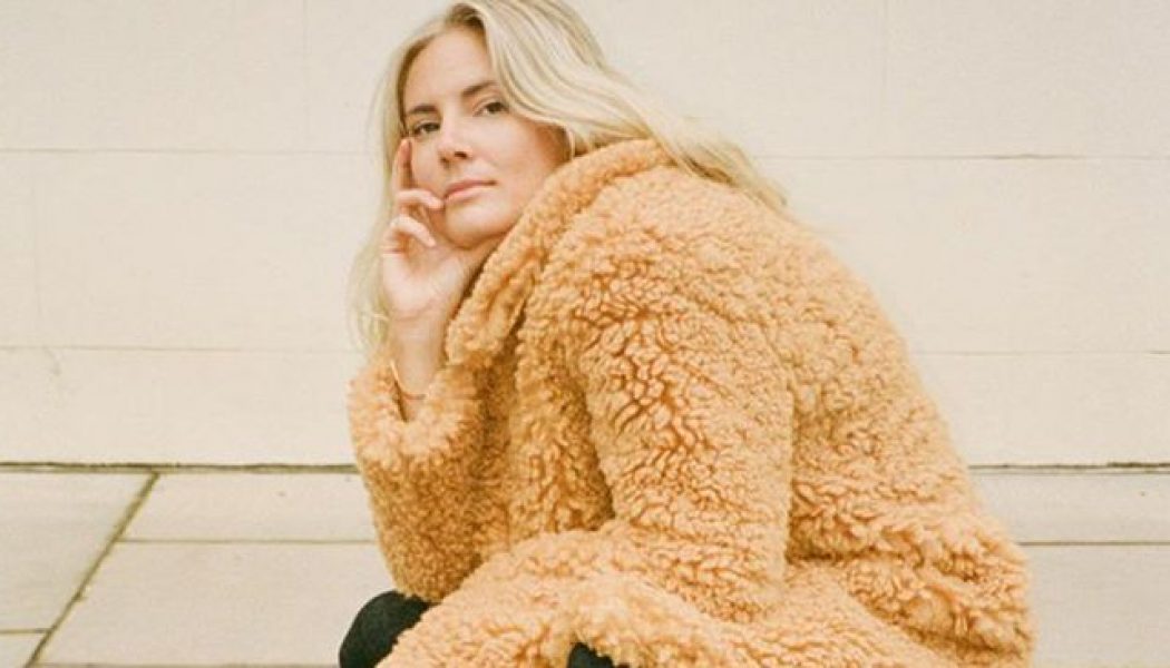 The One Coat Trend Fashion Editors and Stylists Always Return to