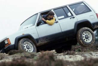 These Classic Off-Roading Photos Will Make You Want to Hit the Trails