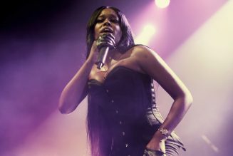 Azealia Banks Gets Booted Off Twitter, Account Suspended After Transphobic Tweets