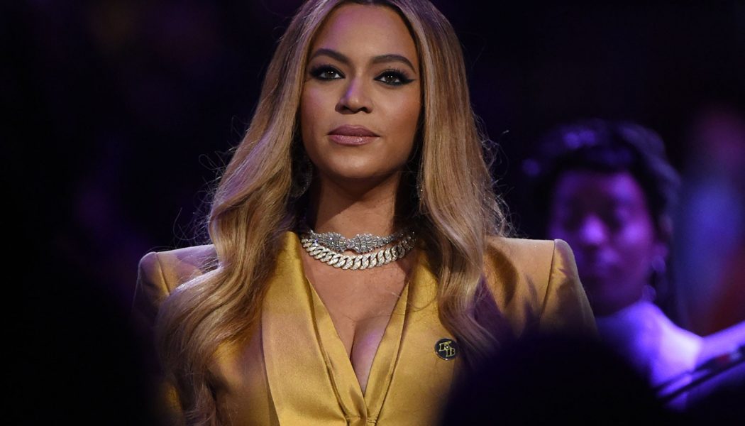 Beyoncé, Rihanna, Missy Elliott, Big Sean Join ‘End SARS’ Campaign to Curb Police Violence in Nigeria