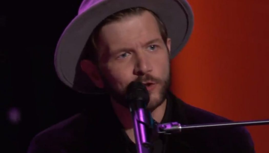 Contestant Sid Kingsley Brings ‘Power’ and ‘Soul’ to ‘The Voice’ Blind Auditions: Watch