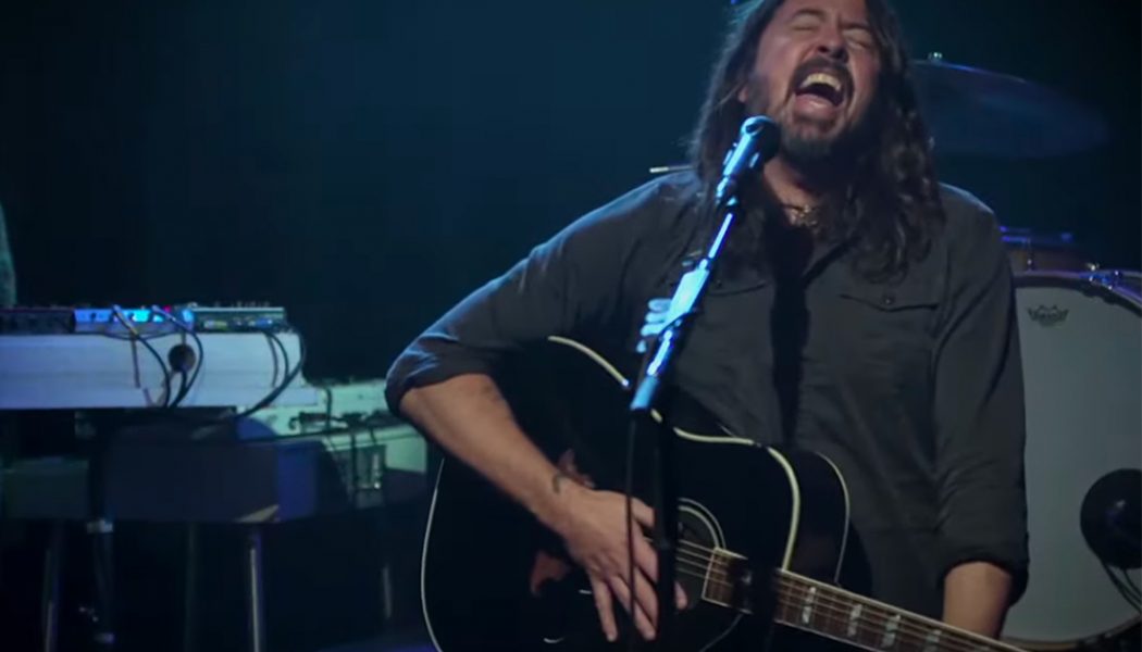 Foo Fighters Play Stripped-Down Version of ‘Times Like These’ for Biden Benefit