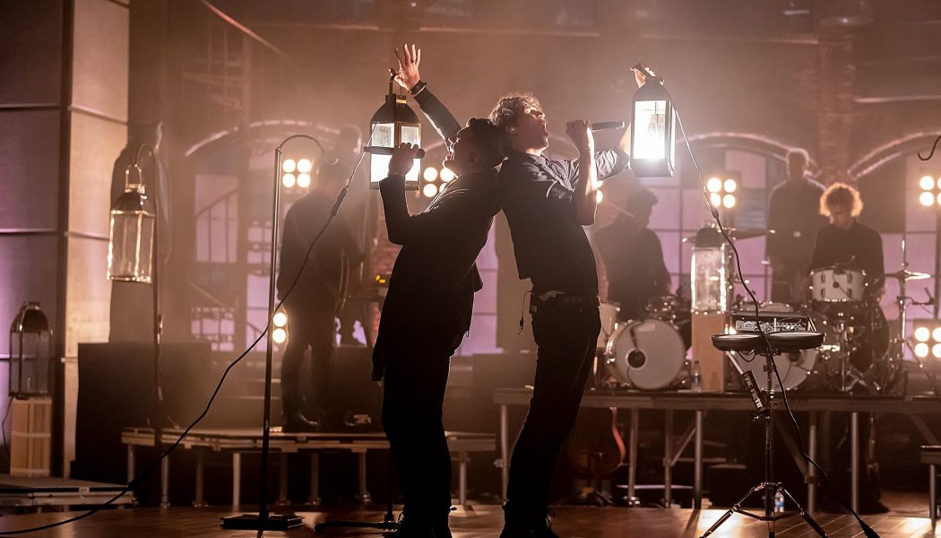 For King & Country, Kanye West Among 2020 GMA Dove Awards Winners: Complete List