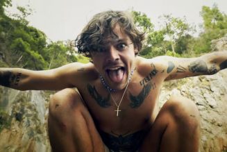 Harry Styles Is A One-Man Italian Vacation In Dazzling ‘Golden’ Video
