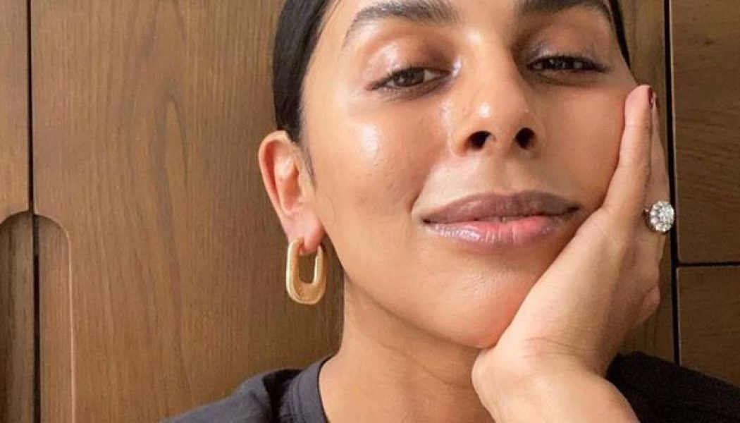 How Much Should You Really Spend on an Engagement Ring?