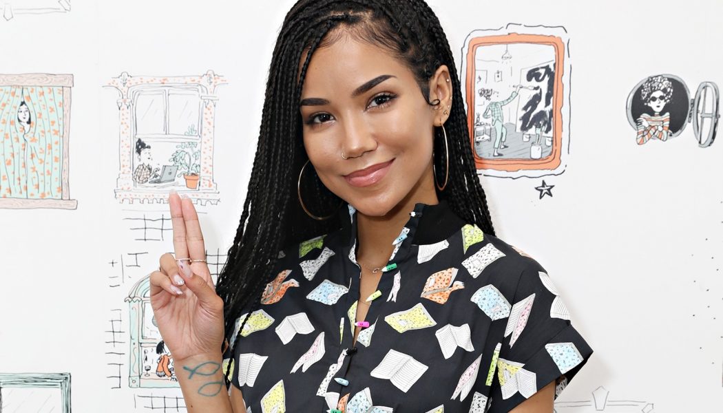 Jhené Aiko Soothes the Soul in Calming ‘Tiny Desk’ Concert