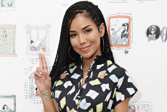 Jhené Aiko Soothes the Soul in Calming ‘Tiny Desk’ Concert