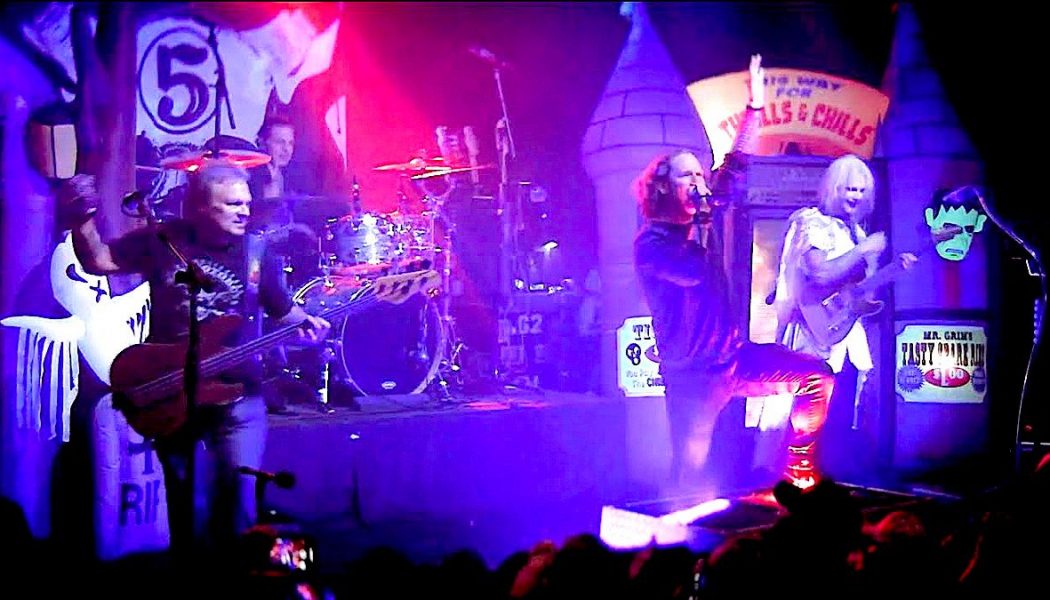 John 5 Honors Eddie Van Halen with Unearthed “You Really Got Me” Cover Featuring Corey Taylor and Michael Anthony: Watch