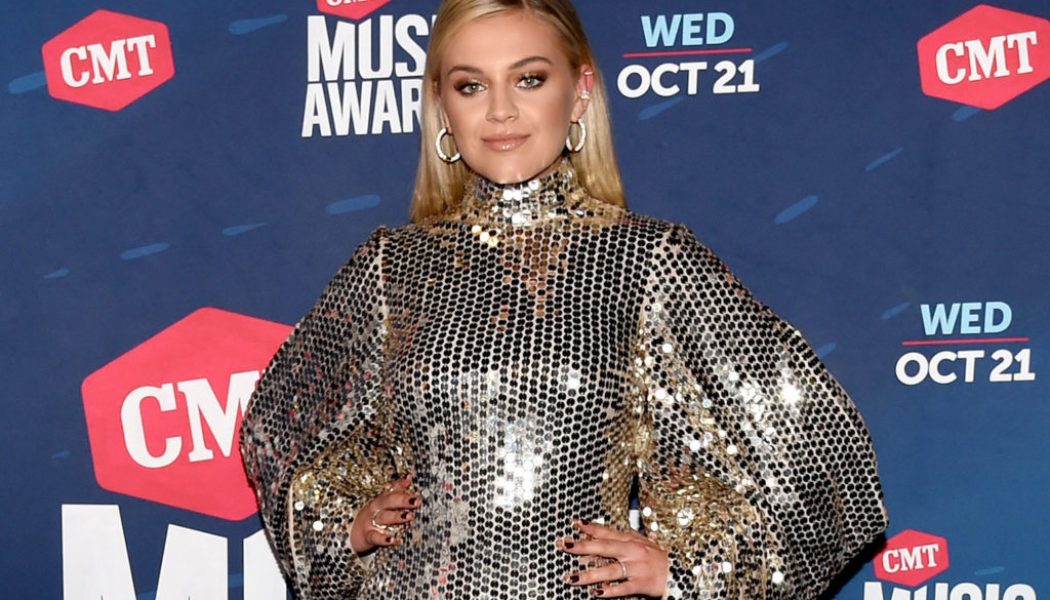 Kelsea Ballerini Asks Haters to ‘Politely Shut Up’ After CMT Music Awards Performance With Halsey
