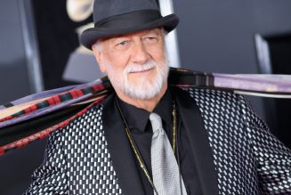 Mick Fleetwood Recreates Viral ‘Dreams’ TikTok