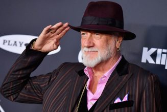 Of Course You Can Buy a Fleetwood Mac ‘Dreams’ Skateboarder Halloween Costume