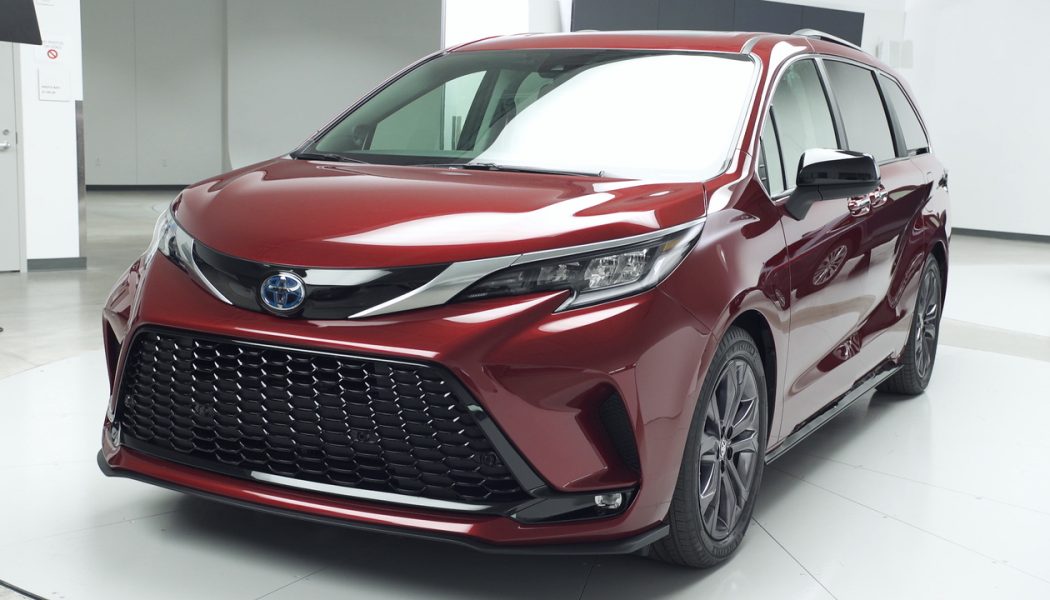 Report: 2021 Toyota Sienna’s In-Van Vacuum and Fridge Put on Ice