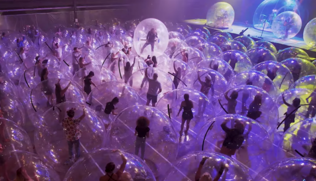 Watch the Flaming Lips Stage ‘Bubble Show’ in ‘Assassins for Youth’ Video