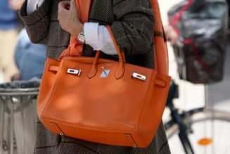 A Crazy-Expensive Vintage Bag Is the Most Popular Tote of 2020