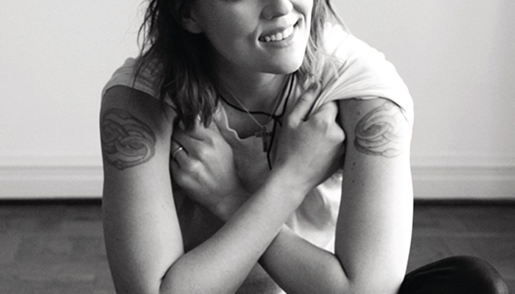 Brandi Carlile to Release Memoir Broken Horses