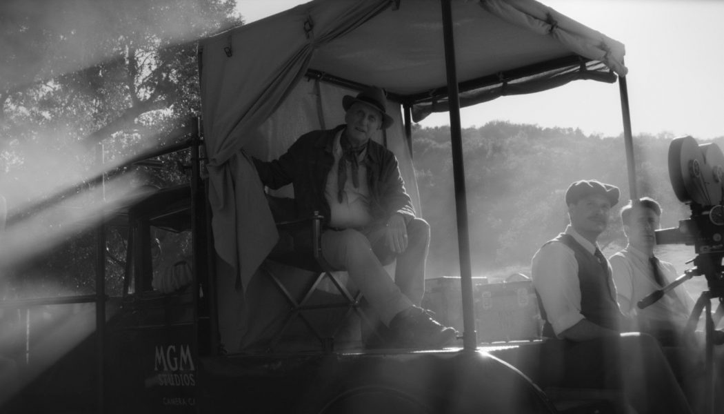 David Fincher’s Mank Is a Dense, Technically Marvelous Ode to Old Hollywood: Review