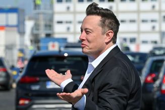 Elon Musk says he’s tested positive and negative for COVID-19