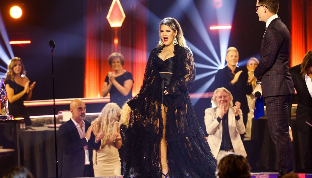 Maren Morris Sparkles With ‘The Bones’ at 2020 CMA Awards