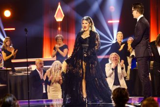 Maren Morris Sparkles With ‘The Bones’ at 2020 CMA Awards