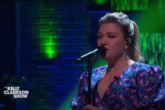 ‘Maybe It Was Memphis’ or Maybe It Was Kelly Clarkson Nailing This Pam Tillis Cover