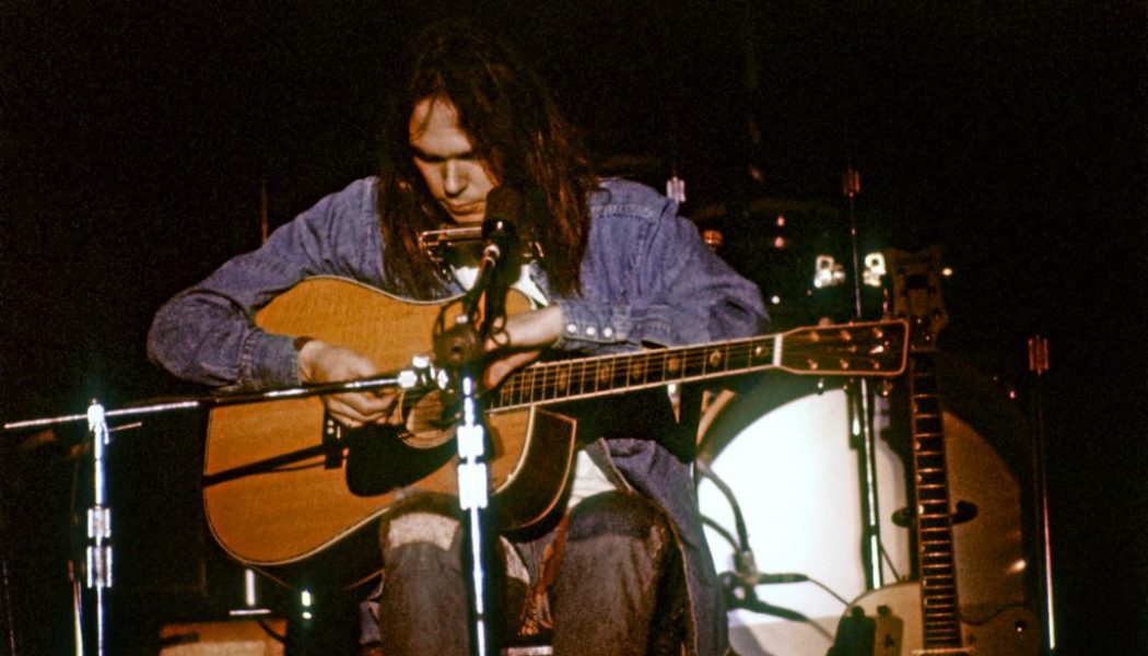 Neil Young Shares Unreleased Version of ‘The Losing End (When You’re On)’ From Archives Vol. II