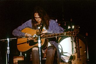 Neil Young Shares Unreleased Version of ‘The Losing End (When You’re On)’ From Archives Vol. II