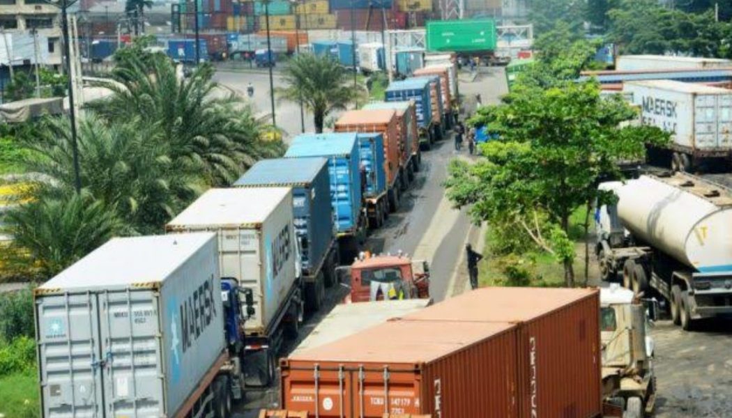 Nigerian government orders parked trucks, trailers on Lagos-Ibadan Expressway to vacate