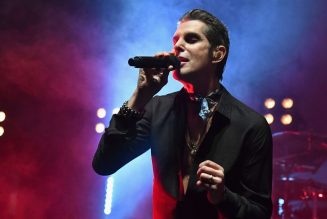 Perry Farrell’s Voice Box Was Temporarily Removed During Spinal Surgery