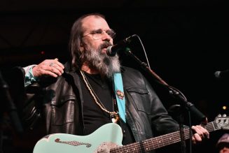 Steve Earle, Bobbie Gentry, Kent Blazy to Be Inducted Into Nashville Songwriters Hall of Fame