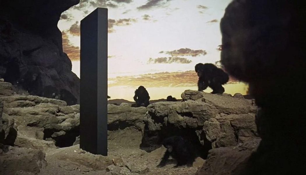 Strange 2001-Like Monolith Found in Utah Desert