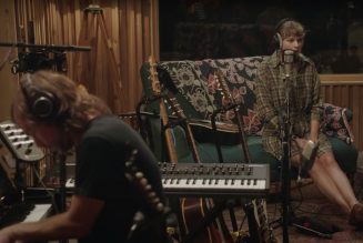 Taylor Swift Announces folklore: the long pond studio sessions Film