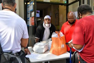 Tracy Morgan Surprises Residents At Brooklyn Community Center Opening