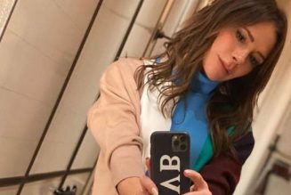 VB Just Showed Us Which 2 Styles of Jeans She’s Backing for 2021