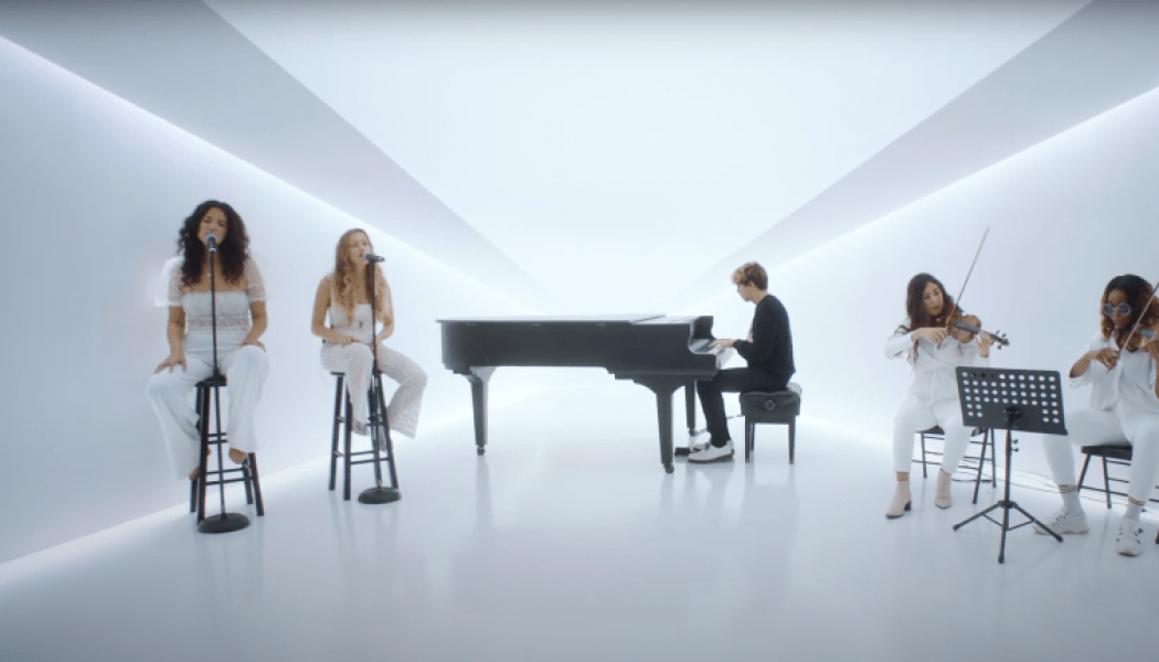 Watch Surf Mesa Perform Live Acoustic Version of Global Breakthrough Hit “ily (i love you baby)”