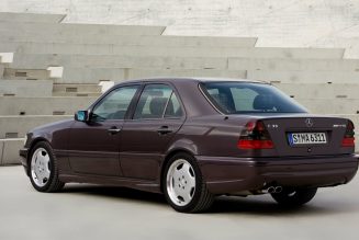 1997 BMW M3 vs. 1997 Mercedes-Benz C 36 AMG: Classical Gas
