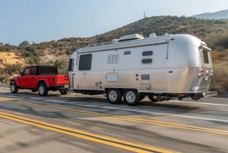 2021 Jeep Gladiator EcoDiesel First Test: Not the Perfect Truck You Were Expecting