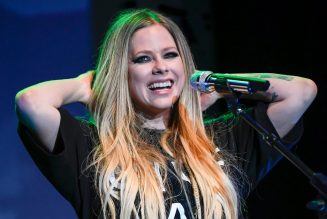 Avril Lavigne Teases New Collab With Machine Gun Kelly and Mod Sun