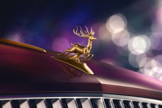 Bentley Reveals Holly Jolly Flying Spur V8 Commissioned by Santa Claus Himself