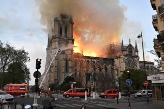 Christmas Eve Concert Held in Paris’ Fire-Wrecked Notre Dame