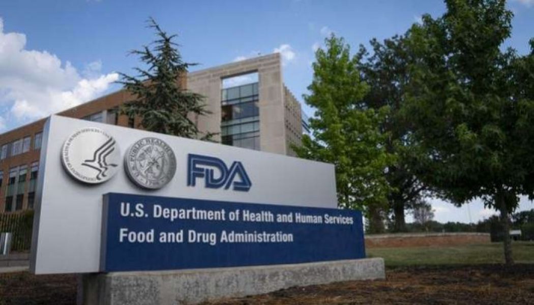 FDA: Independent committee recommends authorization of coronavirus vaccine