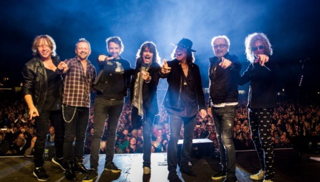 FOREIGNER To Play First Socially Distant Music Festival In U.S.