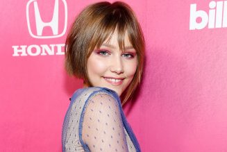 Grace VanderWaal Shows Off Edgy Pink Buzz Cut in Jaw-Dropping Makeover