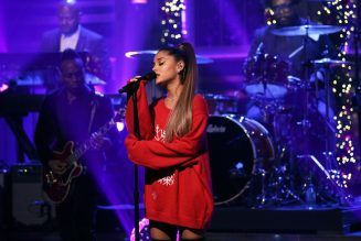 Here Are the Lyrics to Ariana Grande’s ‘Santa Tell Me’