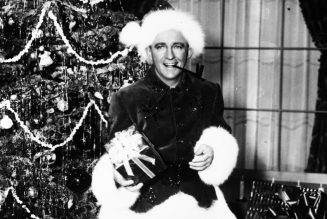 Here Are the Lyrics to Bing Crosby’s ‘White Christmas’