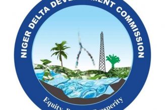 Ijaw youths block East-West road over NDDC