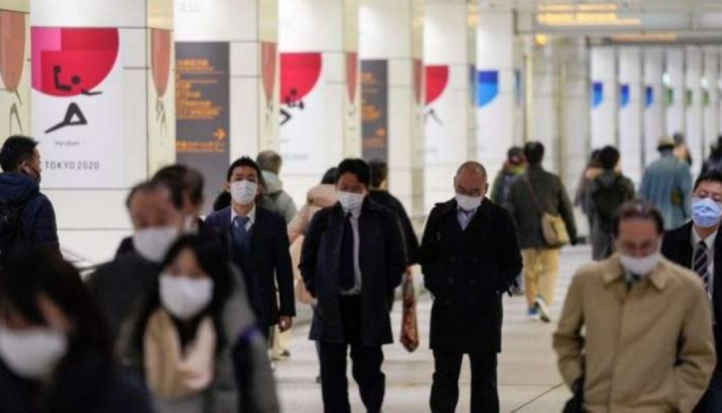 Japan to halt all new entries from abroad next week